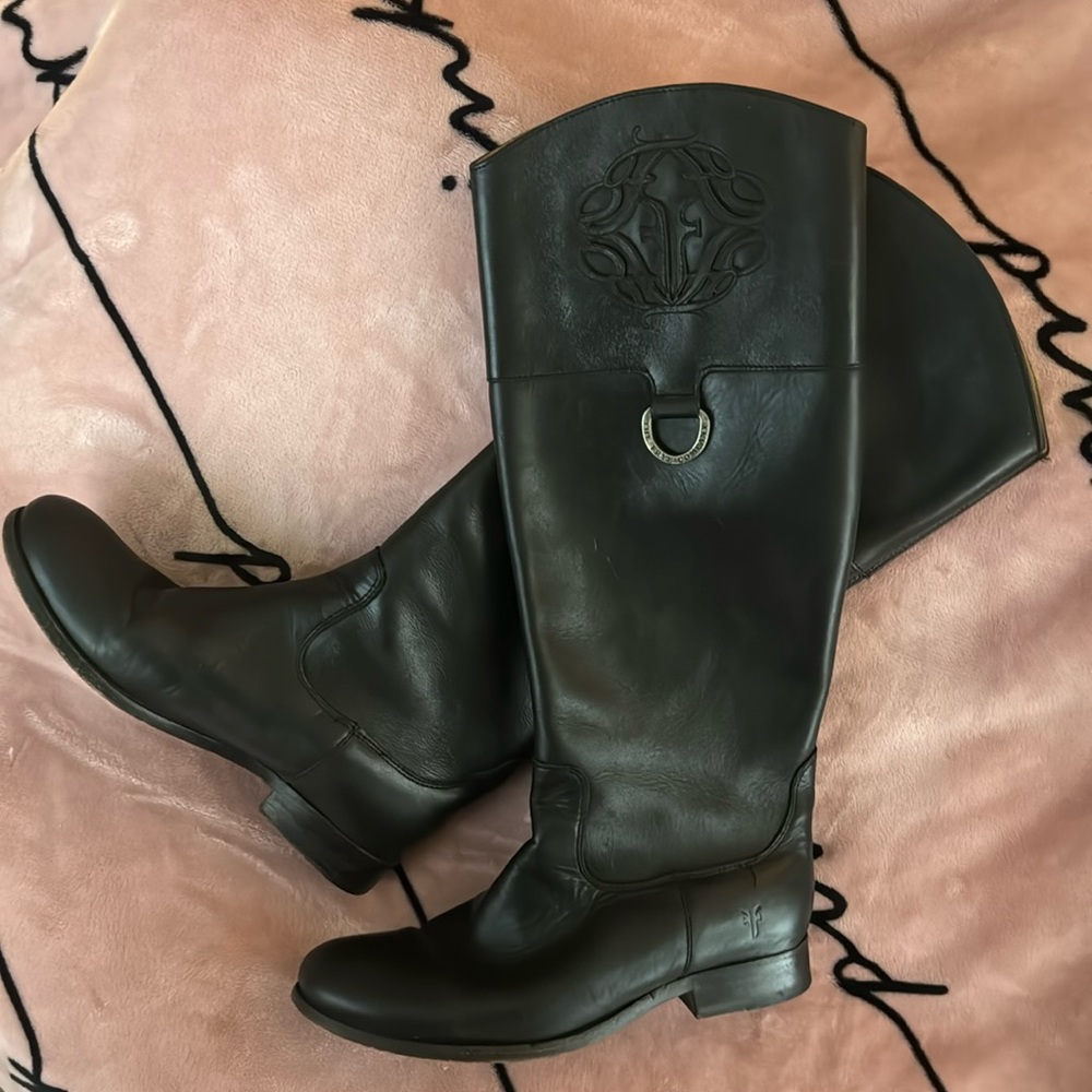 Women’s Black Leather Frye boots